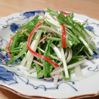 水菜とカニカマの粉チーズサラダ